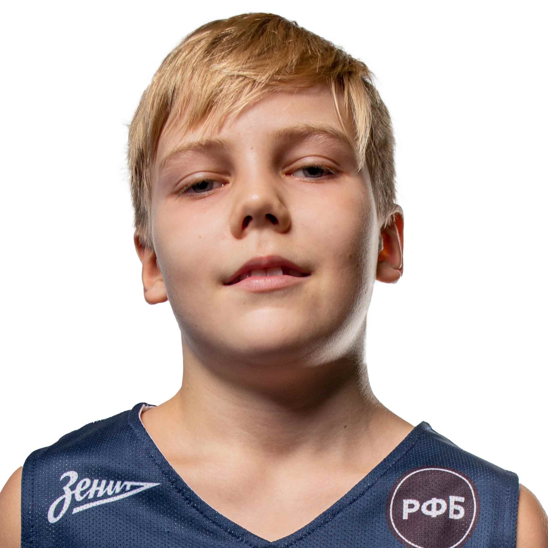 Попов Макар