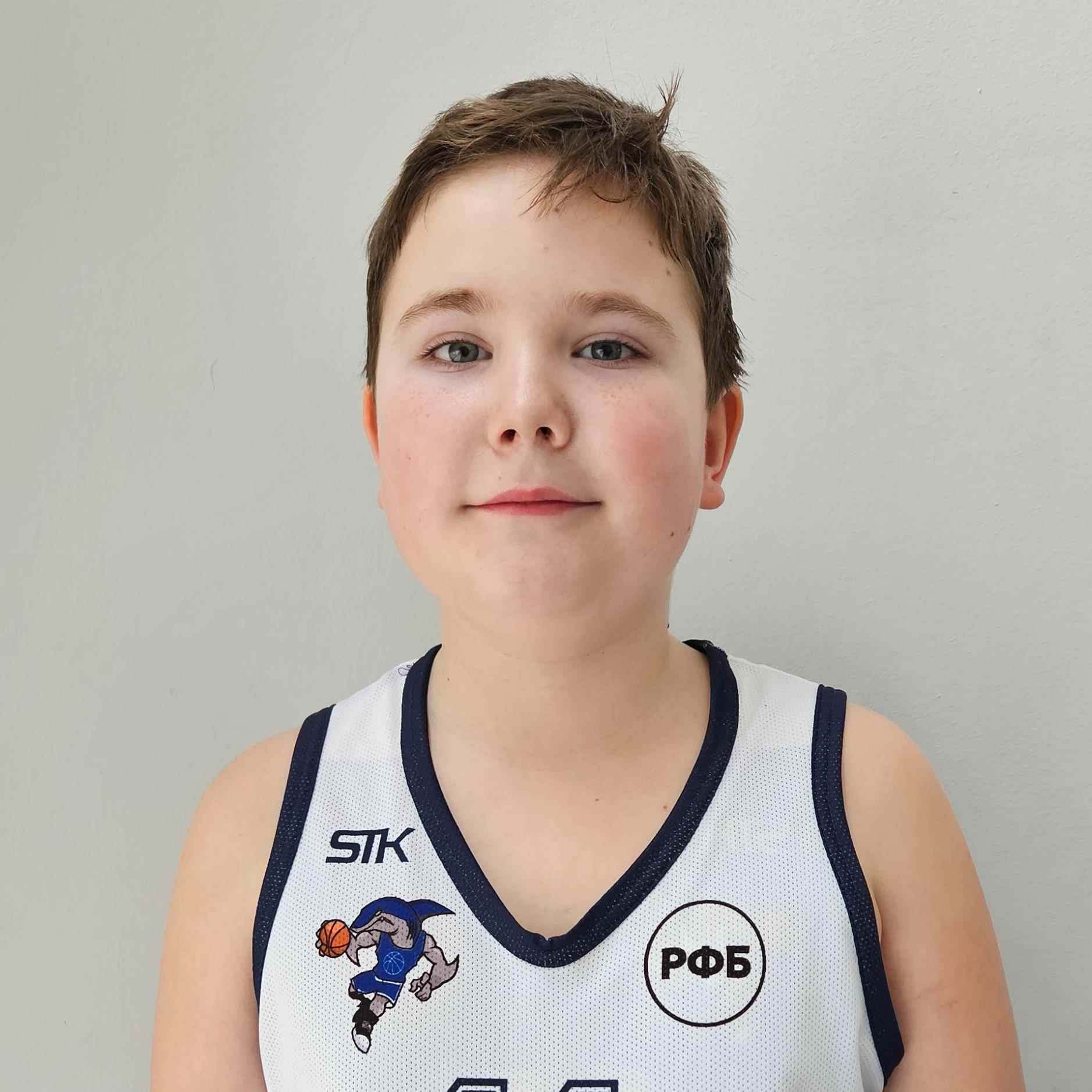 Сухомлин Максим