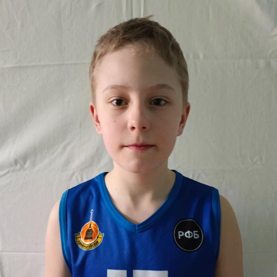 Комаров Виктор