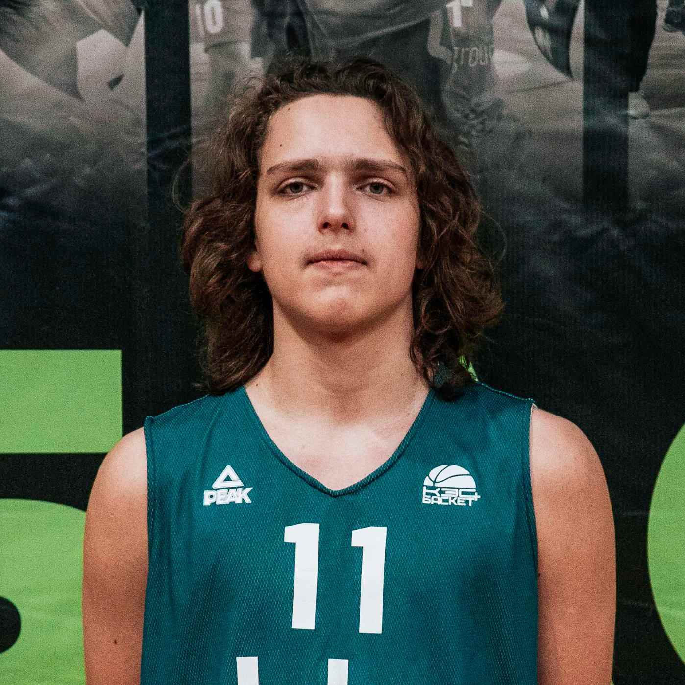 Маслов Артём