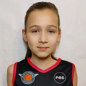 Максимова Софья