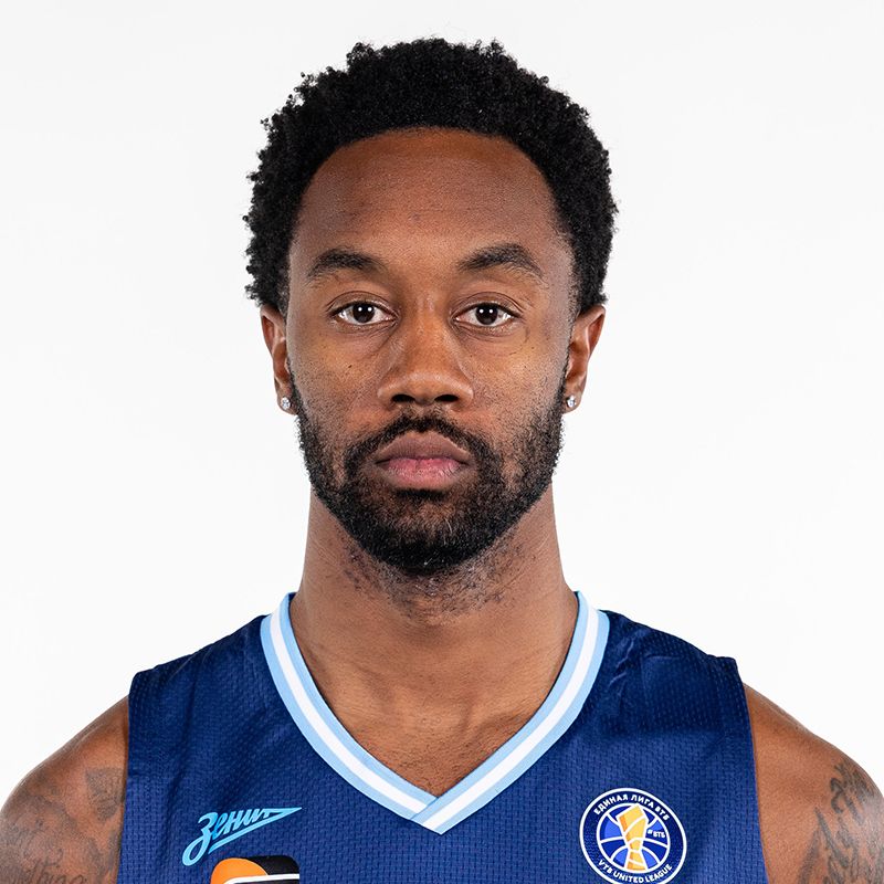 Levi Randolph headshot