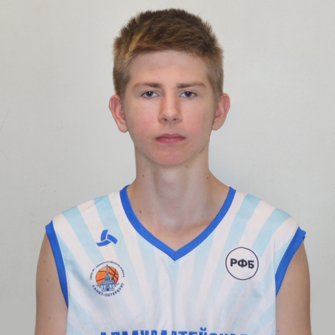 Ушаков Максим