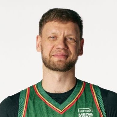 Petr Gubanov headshot